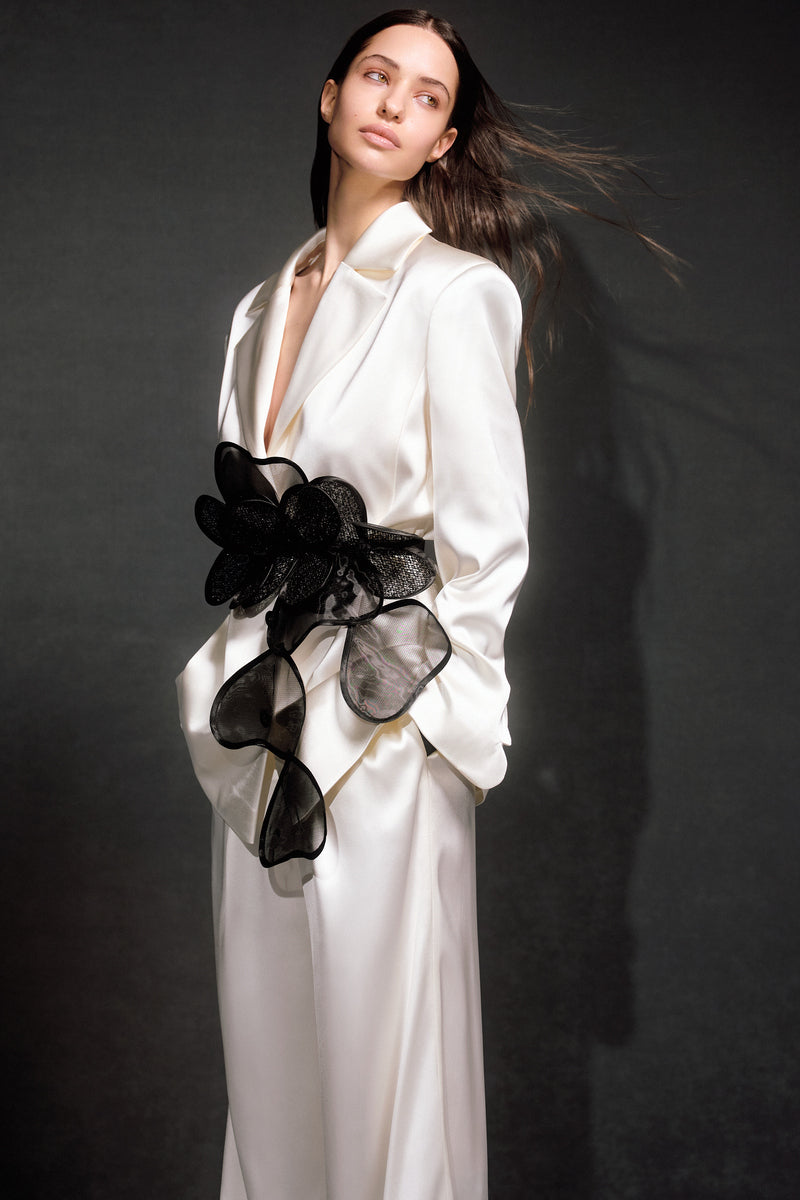 HIGH-WAISTED LOOSE-FITTING PANTS IN IVORY - CULT MIA