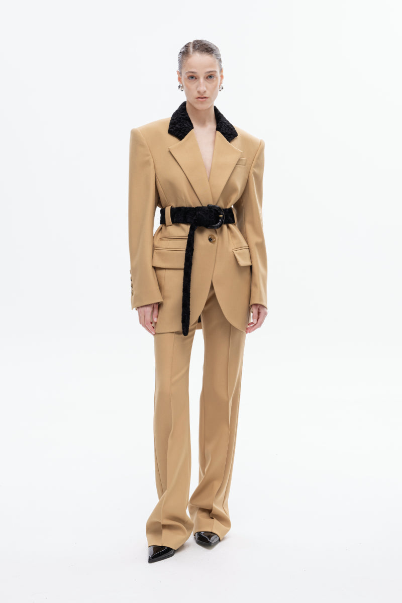 CAMEL BELTED BLAZER WITH FAUX FUR COLLAR - CULT MIA