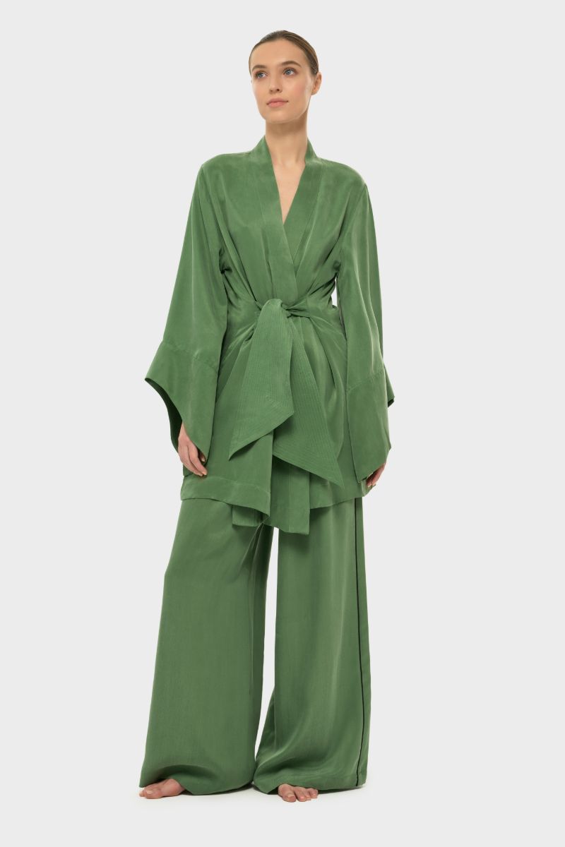niLuu AQUAFLORA Amara mini kimono robe in moss, lightweight robe with long sleeves and floral pattern, casual and elegant style