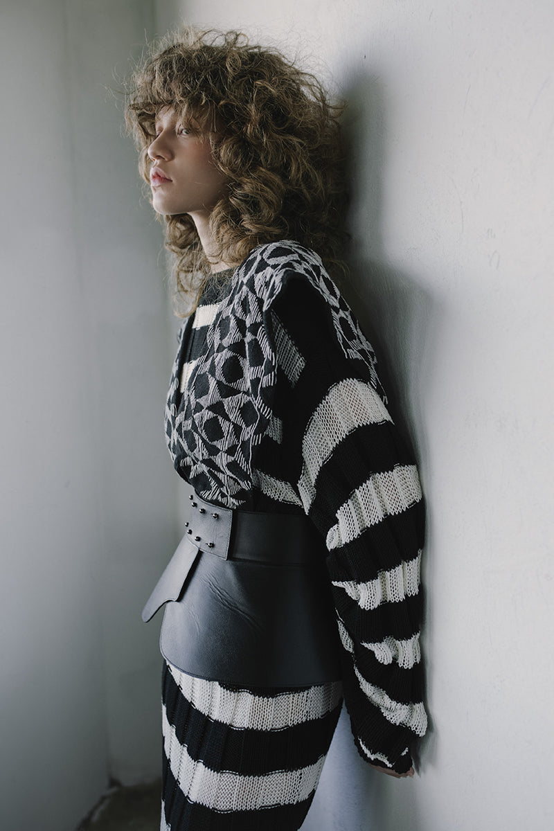 MOUNTAIN WINGS LEATHER BELT IN BLACK - CULT MIA