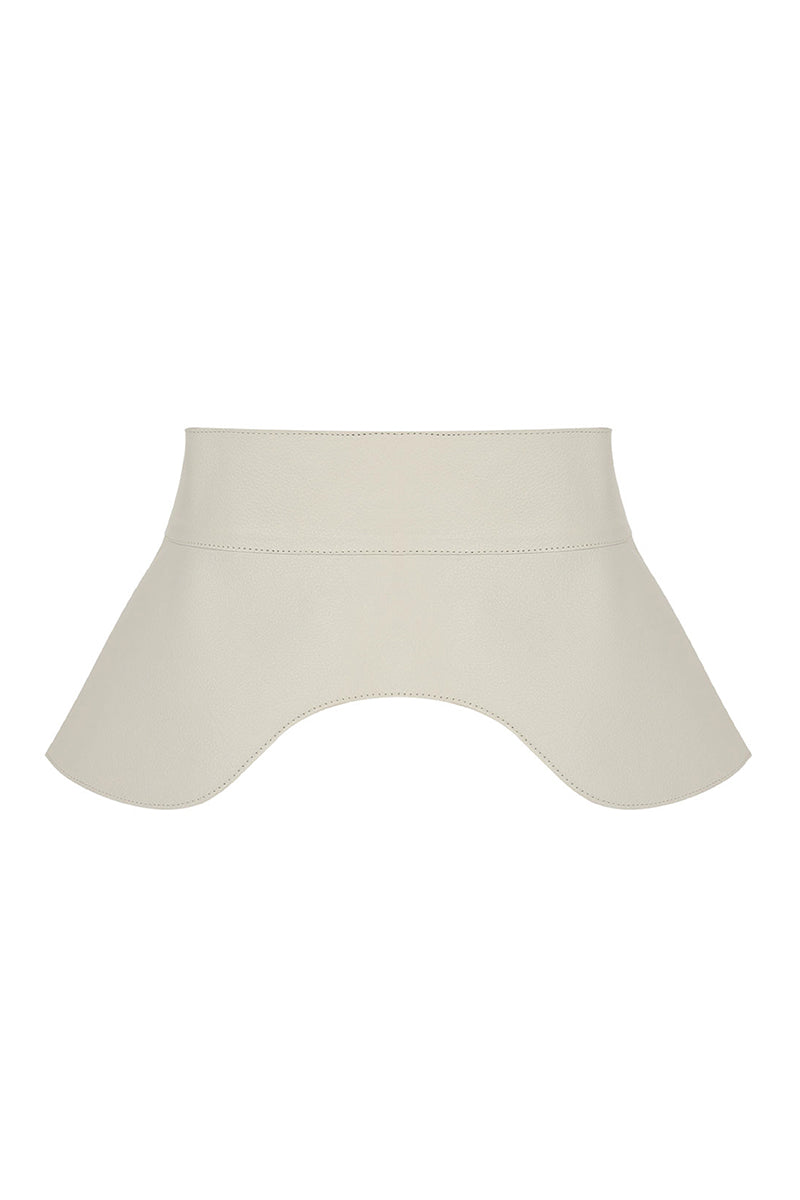 Ivory leather belt from Mountain Wings by MAZ Manuela Álvarez, featuring detailed stitching and a stylish buckle.