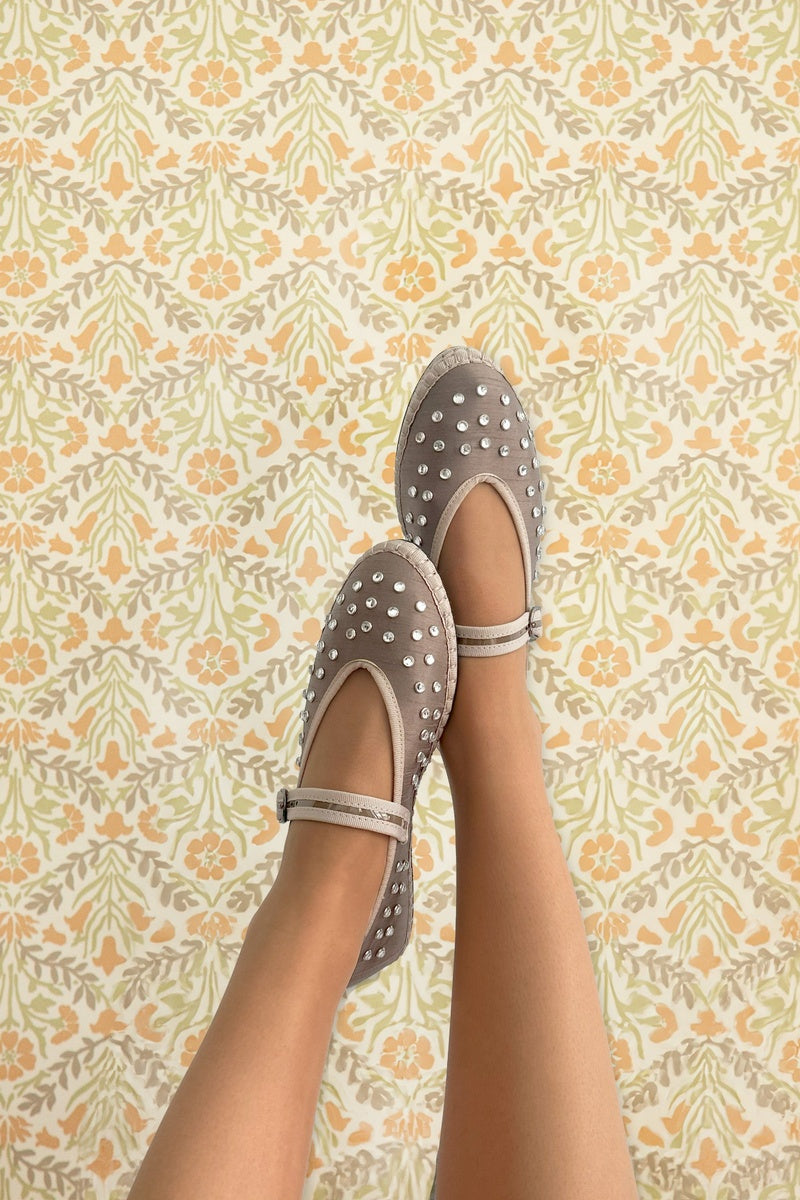Flabelus Mae grey flats with slip-on design, featuring a sleek, comfortable style perfect for casual wear.