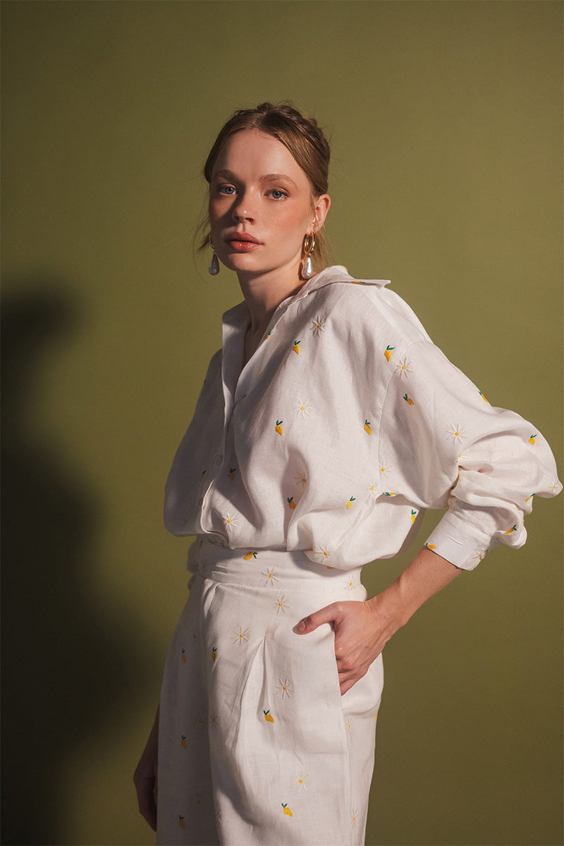 Estefania camomile ivory mango button-down shirt with long sleeves and classic collar, casual and stylish for everyday wear.