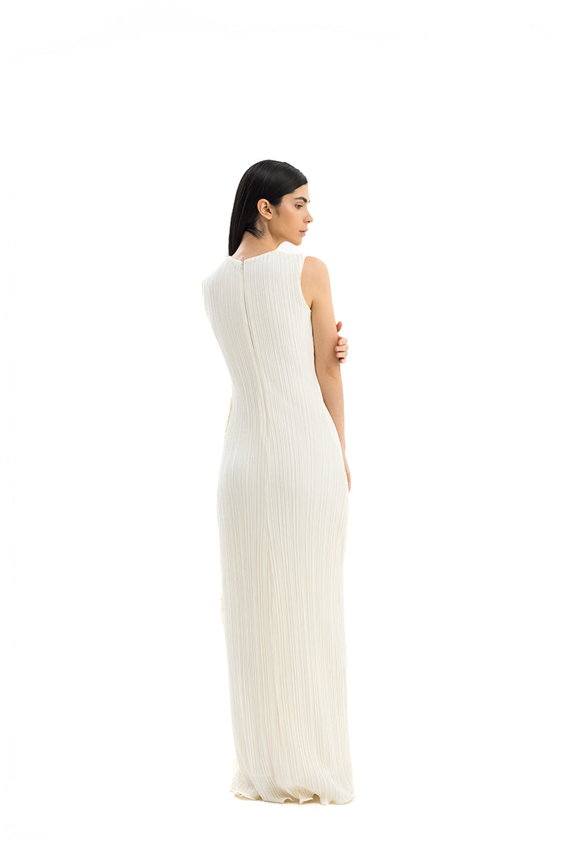 Flowy Costa Clara maxi dress by Maylé Vásquez, showcasing a vibrant, elegant design with a flowing silhouette and stylish details.