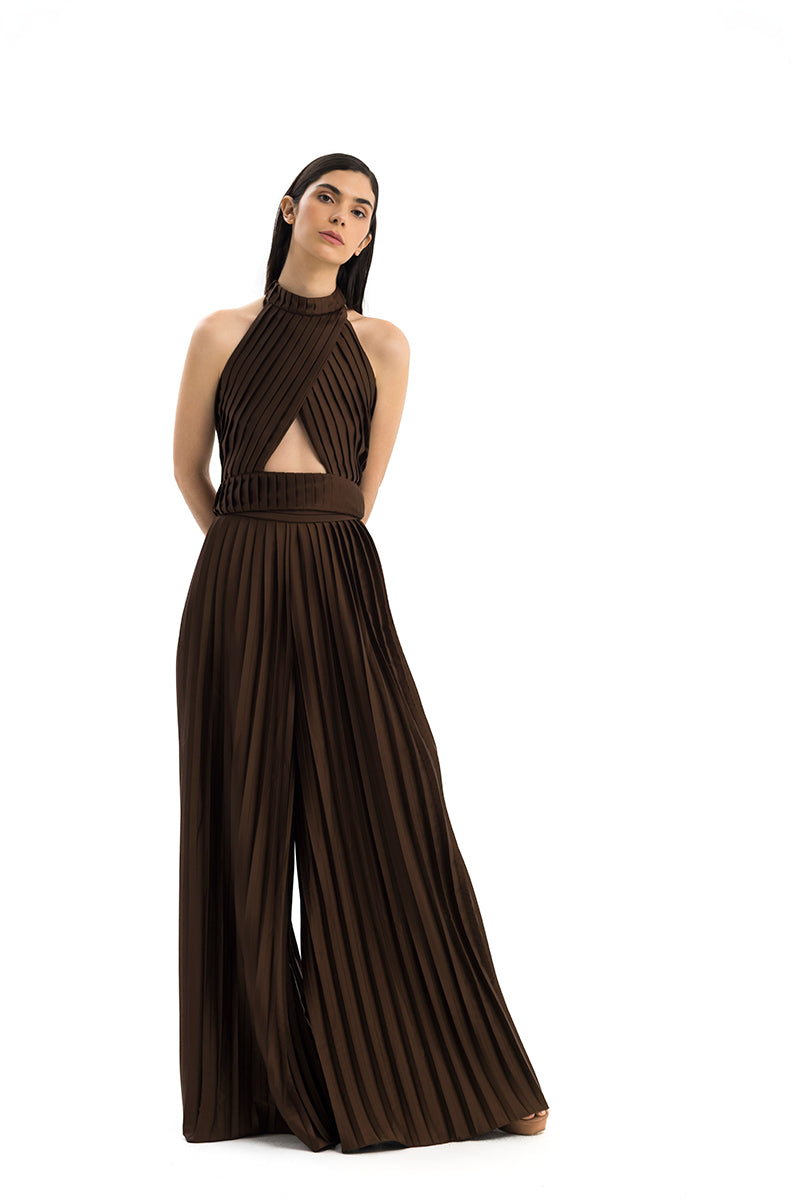 Maylé Vásquez CIBAENO pants showing a stylish, tailored design with a modern fit, made from comfortable fabric.