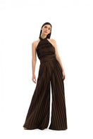 Maylé Vásquez CIBAENO Pants in stylish, comfortable fabric, shown in a natural pose highlighting the fit and design details.