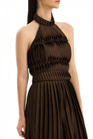Maylé Vásquez Cacao Top, stylish women's top in soft fabric with cacao color, displayed on a neutral background.