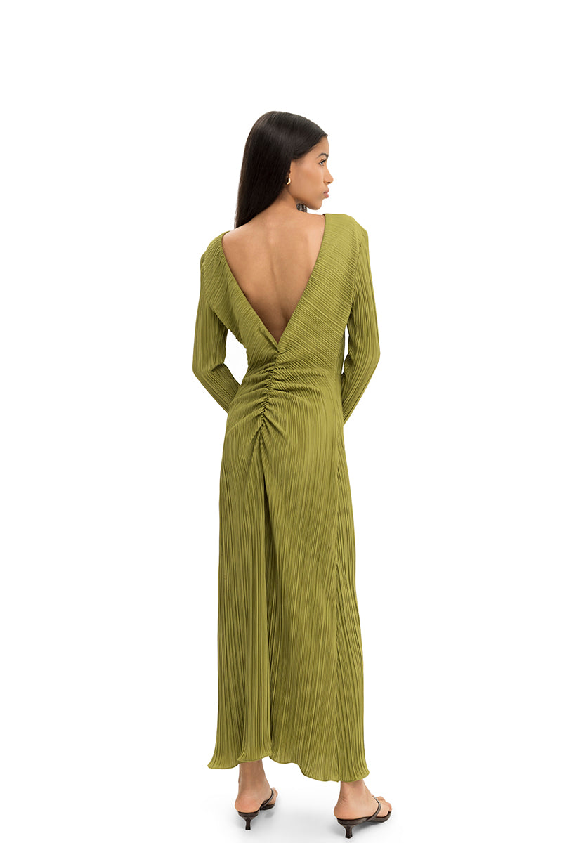 Maylé Vásquez Marena Dress maxi dress with flowing fabric and elegant design, perfect for stylish summer or casual wear.