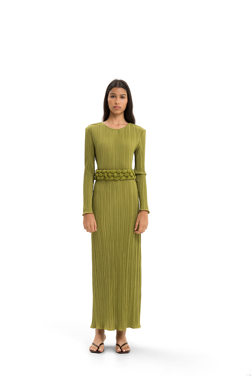 Maylé Vásquez Marena dress, a stylish maxi dress with flowing fabric and elegant design, perfect for casual or formal wear.