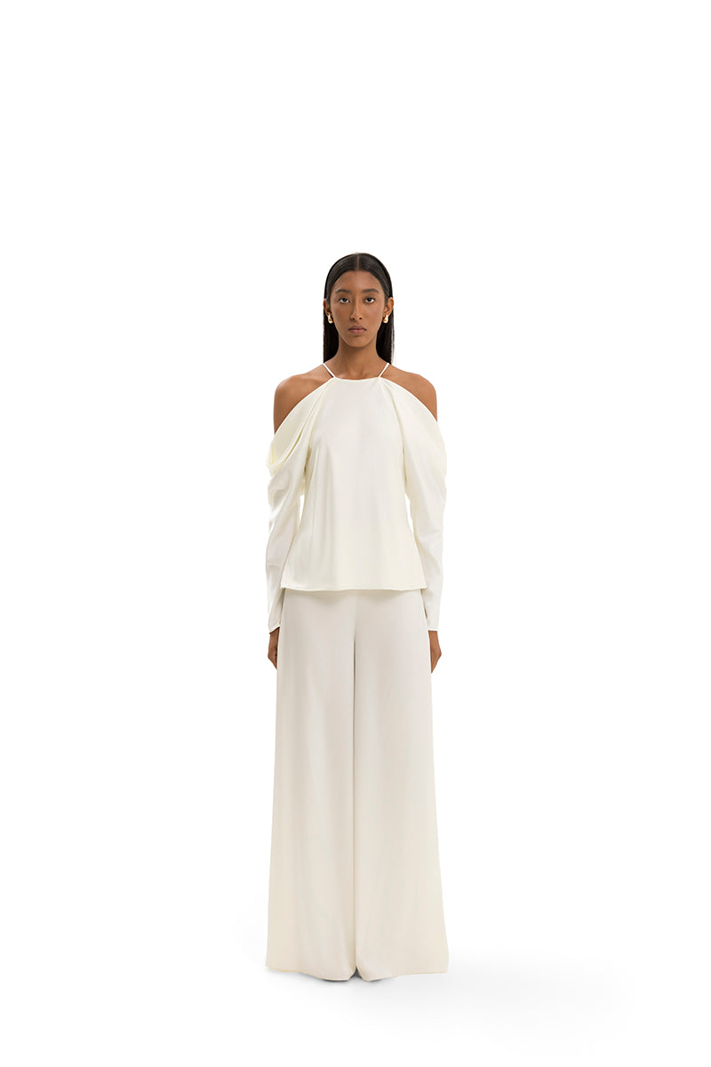 Maylé Vásquez Altagracia top, stylish women’s blouse in soft fabric, featuring a relaxed fit and elegant neckline.