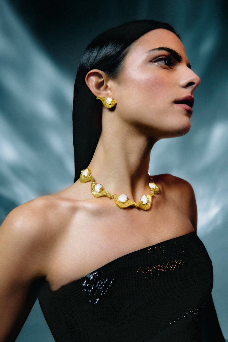METEORITE GOLD AND PEARL NECKLACE - CULT MIA