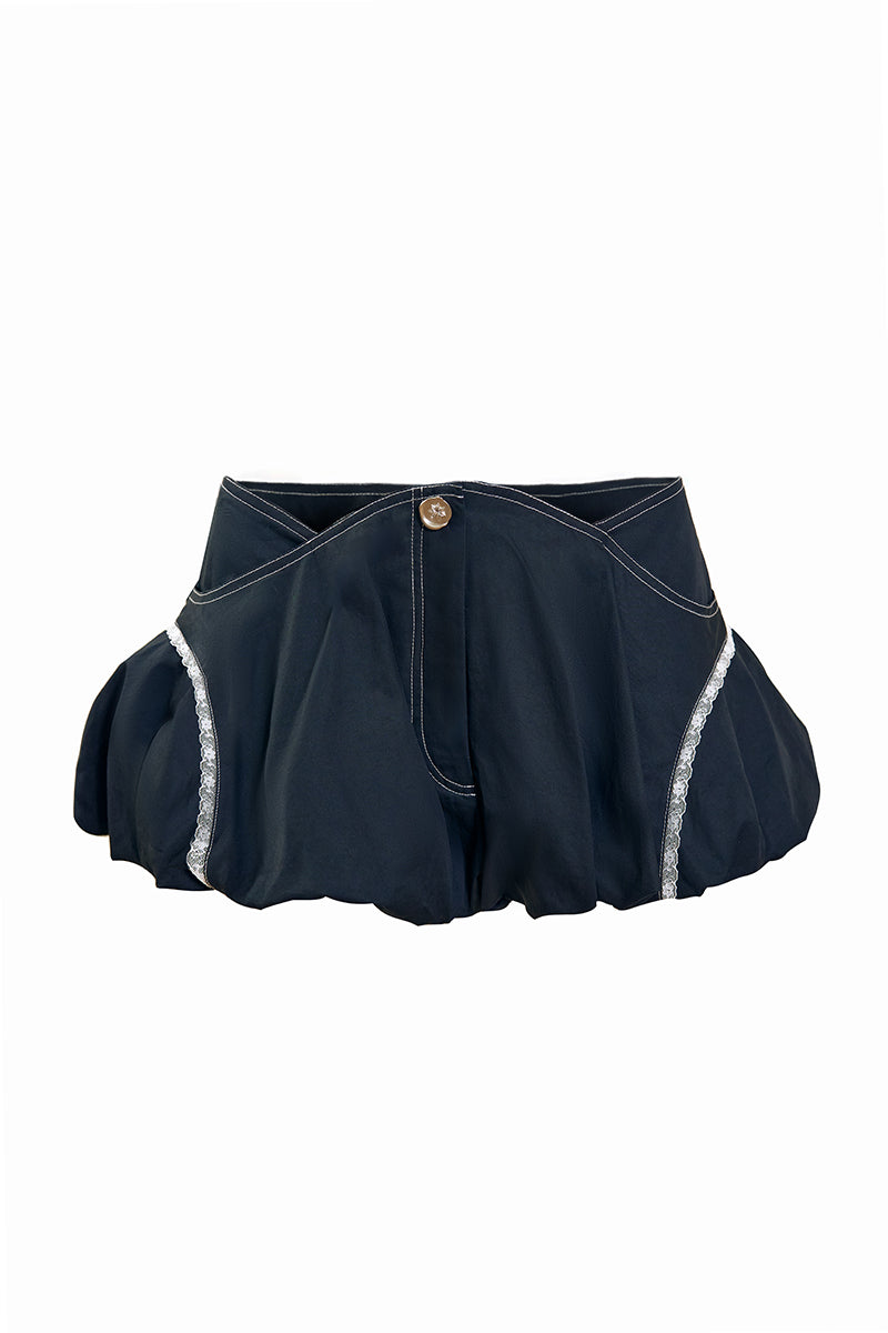 MICRO CURVE SHORTS IN BLACK - CULT MIA