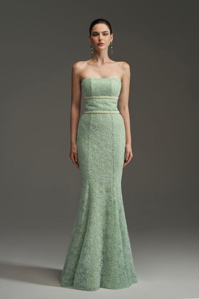 FLORAL MESH LACE AND CHIFFON DRESS IN GREEN | CULT MIA | I.H.F Studio FLORAL MESH LACE AND CHIFFON DRESS IN GREEN | CULT MIA | I.H.F Studio