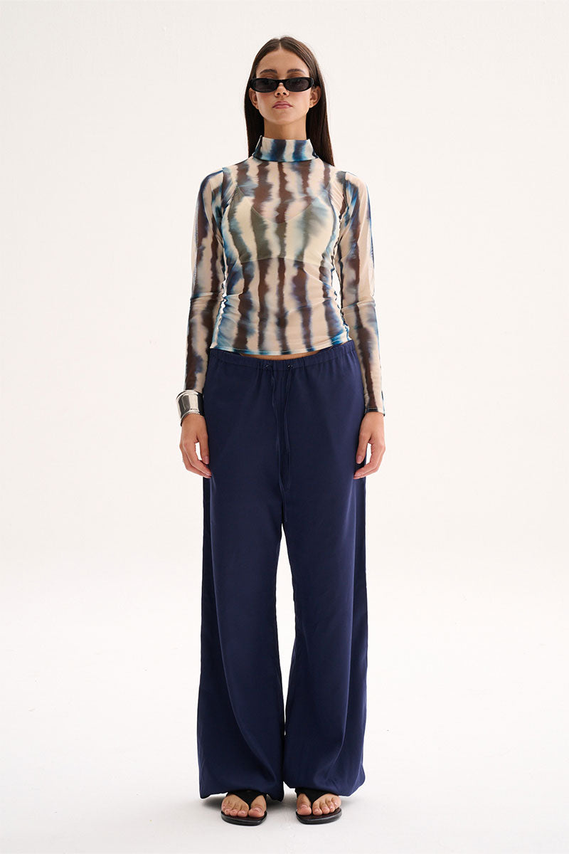 SASSI TOP IN PRINT AZUL