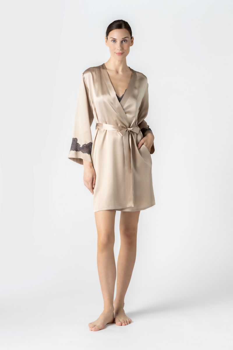 NK IMODE CULT MIA X NK IMODE MORGAN short robe in brass, front profile view showing the stylish design and fabric details.