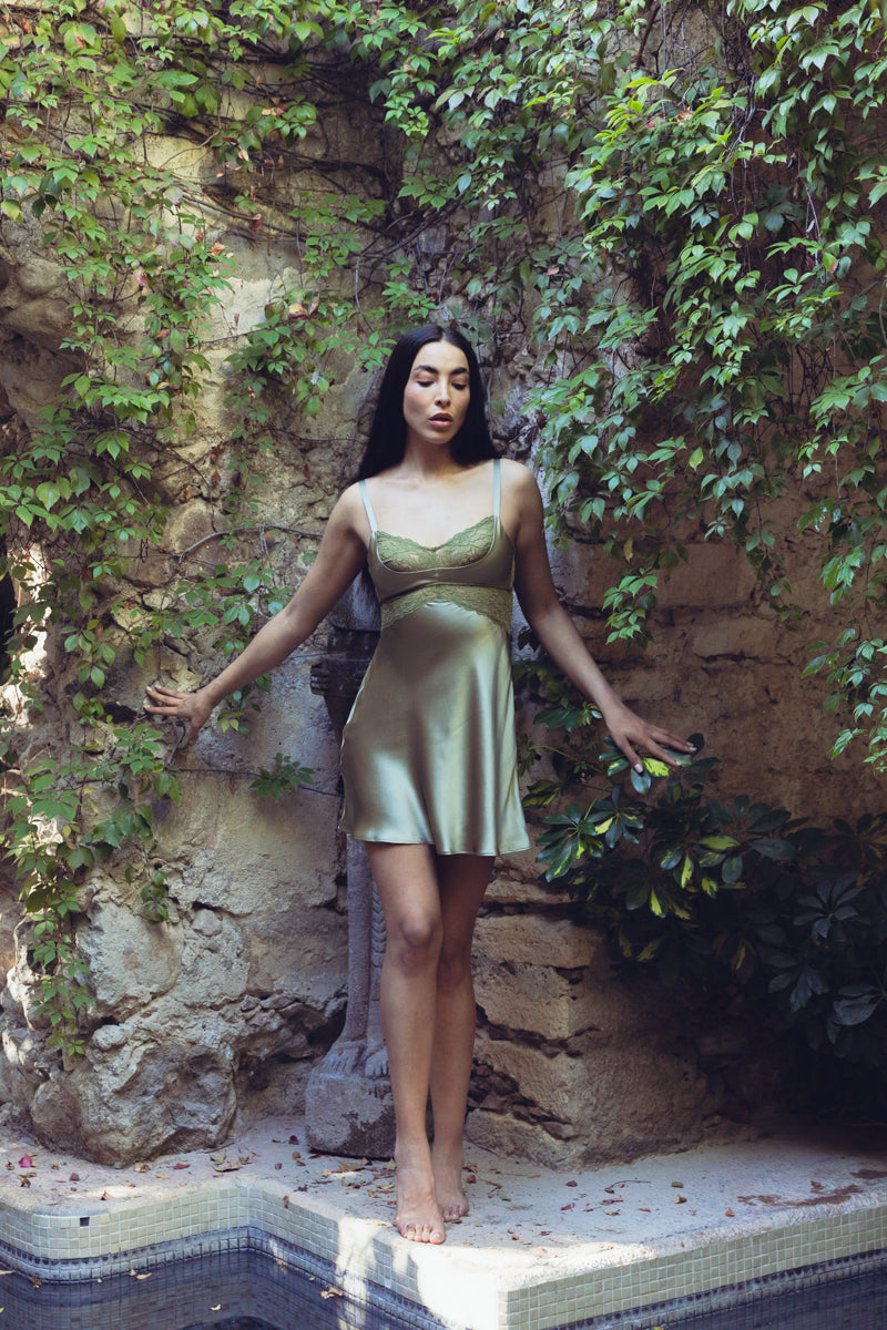 MORGAN CRADLE BUST SILK CHEMISE IN OLIVE GREEN - CULT MIA