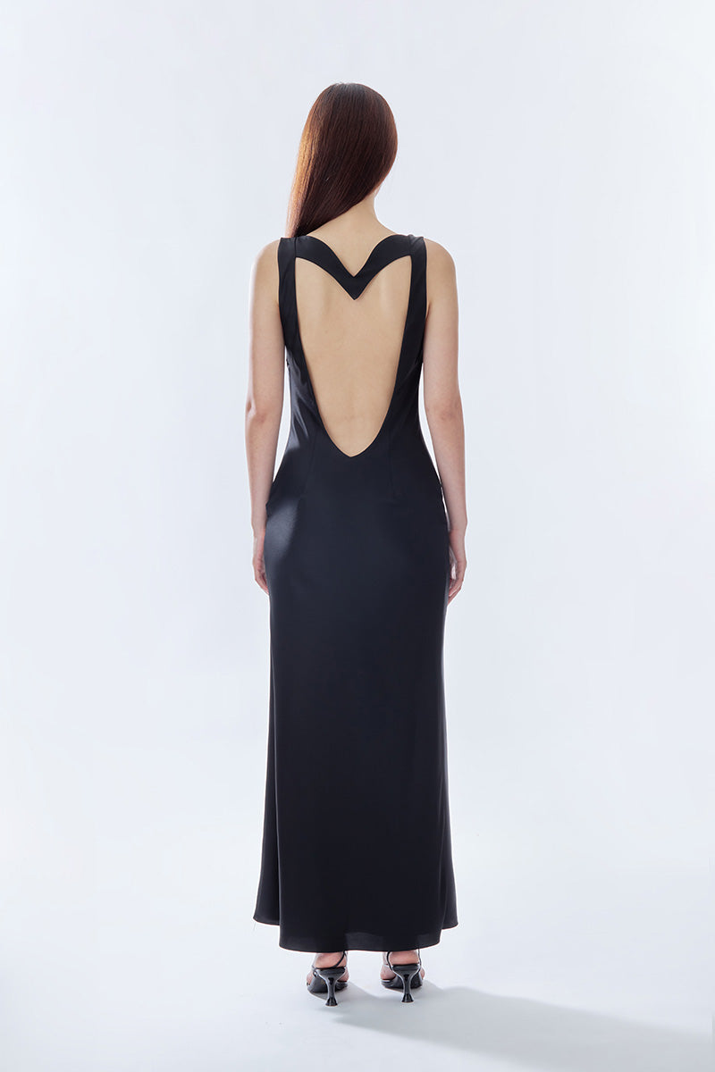 MS. HEART BLACK OPEN BACK DRESS - CULT MIA