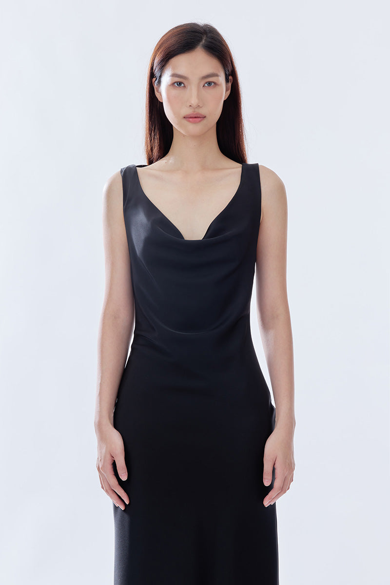 MS. HEART BLACK OPEN BACK DRESS - CULT MIA