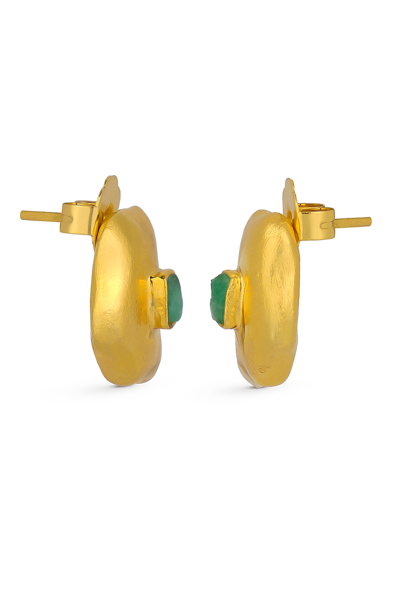 Gold Muzo Studios earrings by Fenomena featuring a sleek, modern design, displayed on a neutral background.