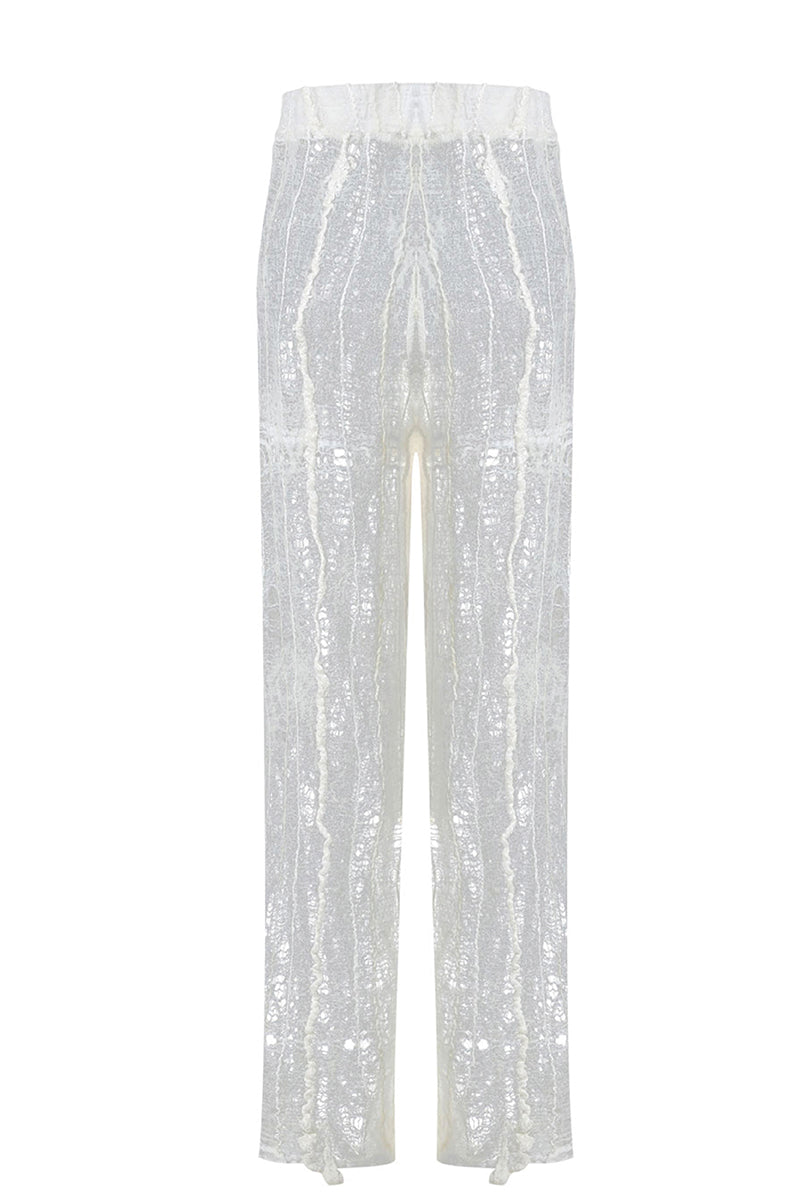 Black NUNO lace culotte trousers by MAZ Manuela Álvarez, featuring wide legs and delicate lace details.