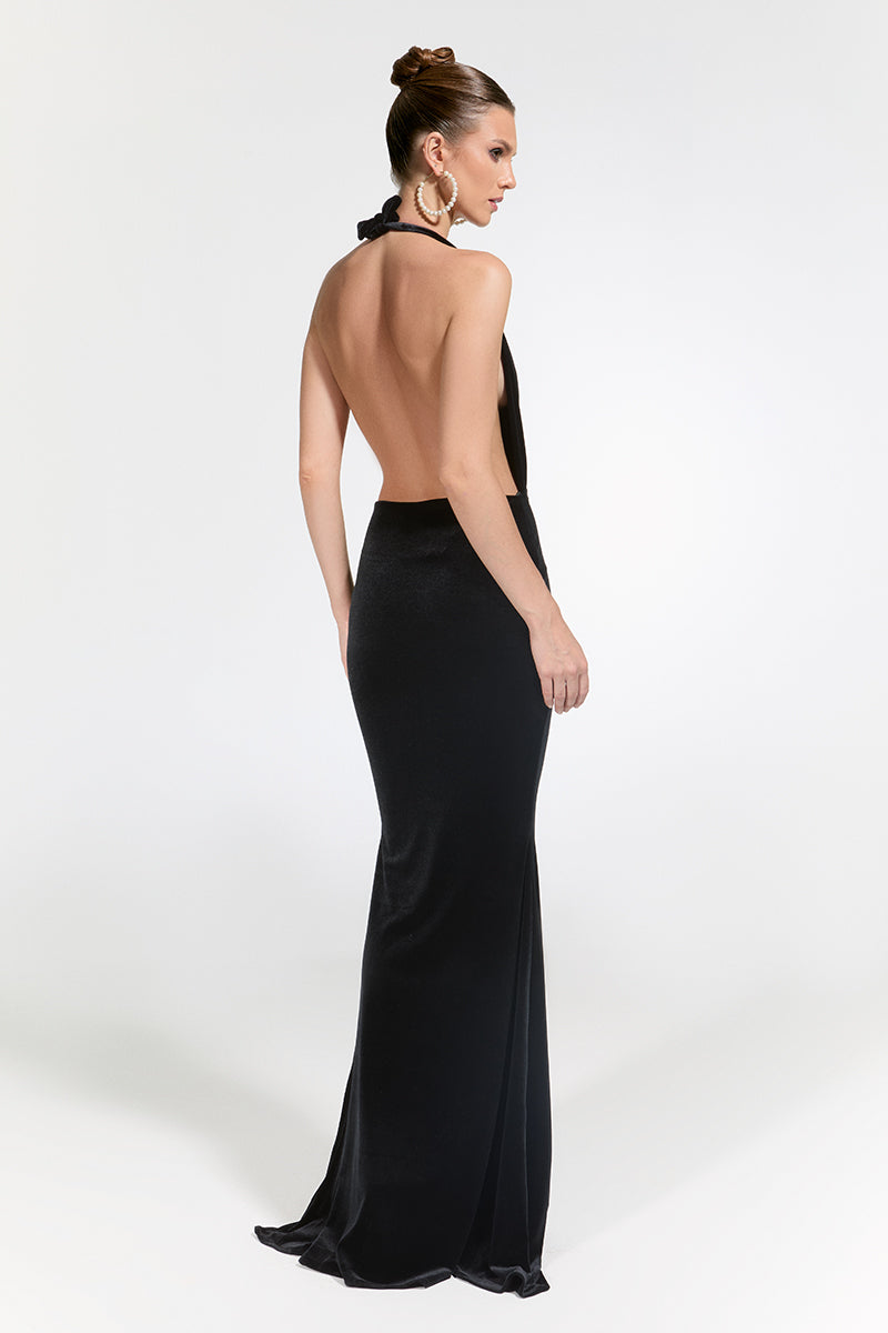 Elegant Nur Karaata Alhambra gown with intricate embroidery and flowing fabric, showcased in a stylish evening wear design.
