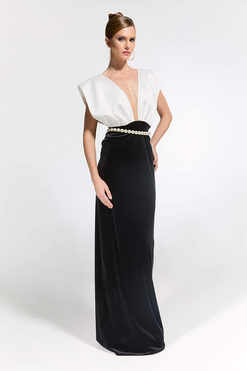 Nur Karaata Ciragan Palace gown, elegant formal evening gown with intricate details, showcased in a luxurious design.