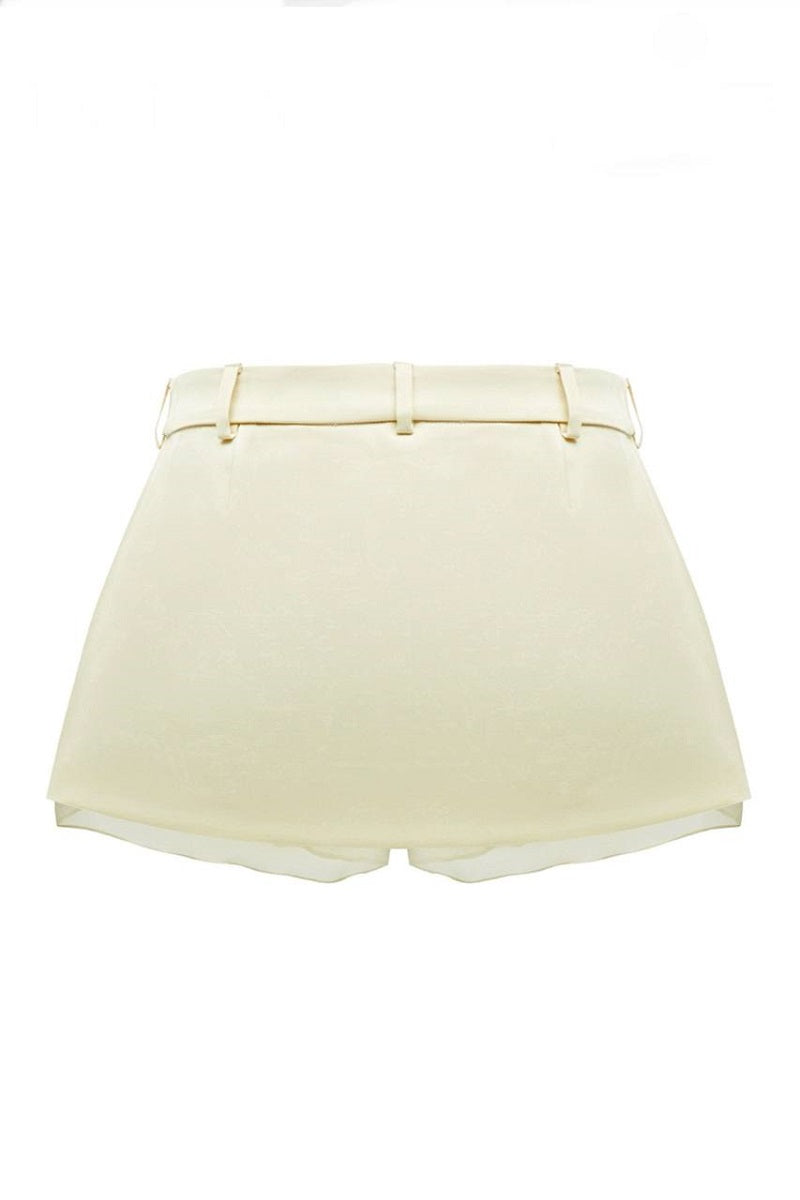 NEW LOOK SKORT IN WHITE - CULT MIA