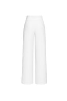 Tinta Latina Olivo Pants in White Pearl, stylish pants with a relaxed fit and subtle pearl color, displayed on a model.