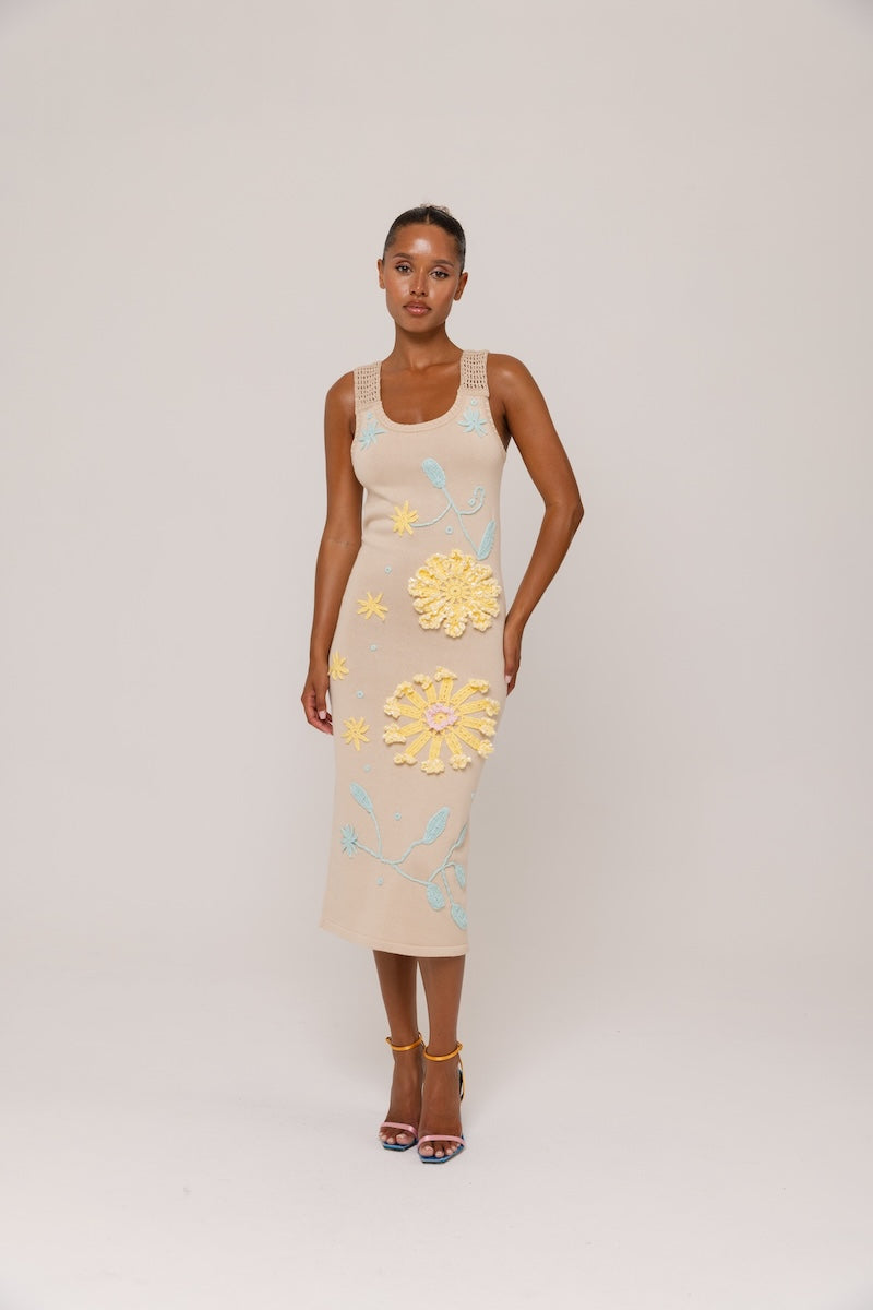 BUTTER DAISY KNIT DRESS WITH HANDMADE EMBROIDERY