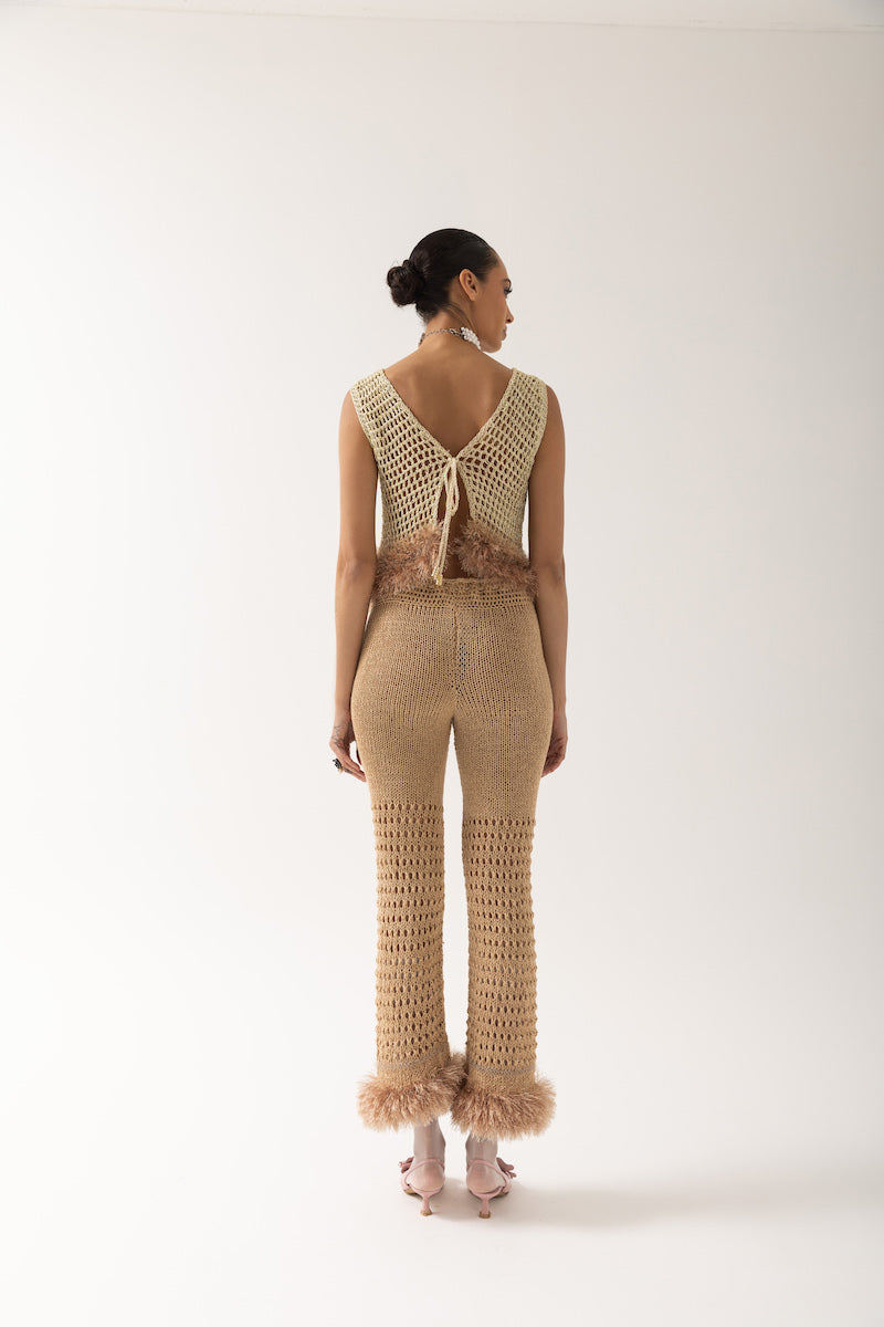 BROWN HANDMADE KNIT PANTS - CULT MIA