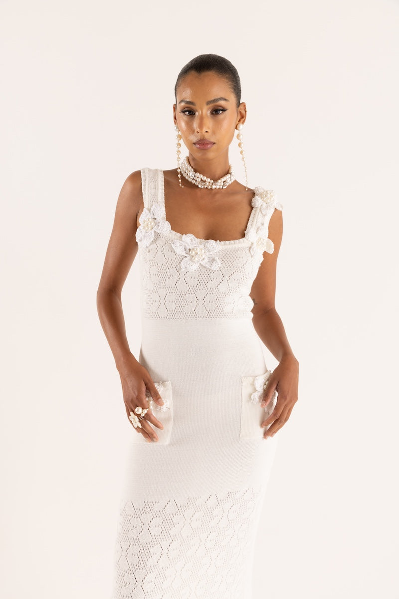 WHITE VANILLA KNIT DRESS WITH HANDMADE EMBROIDERY - CULT MIA
