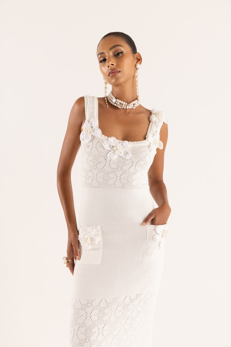 WHITE VANILLA KNIT DRESS WITH HANDMADE EMBROIDERY - CULT MIA