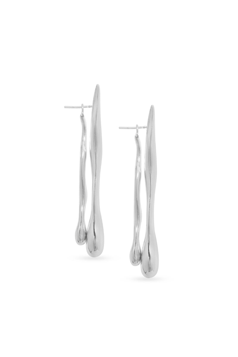 Silver Eugenia Ospina Origen earrings with intricate geometric design and polished finish.