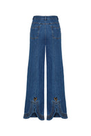 DUMA&CO UMBRAL jeans in a classic fit with five-pocket design, shown in a neutral wash denim fabric.