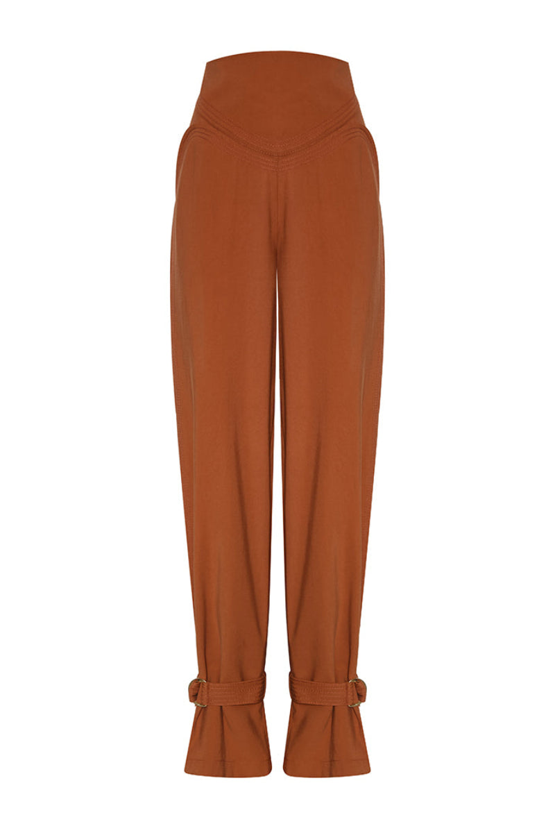 DUMA&CO ETEREO pants in black fabric, slim fit design with front pockets, displayed on a hanger.