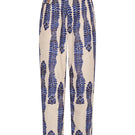 DUMA&CO MANTO Pants in neutral fabric, showing the fit and design details on a mannequin.