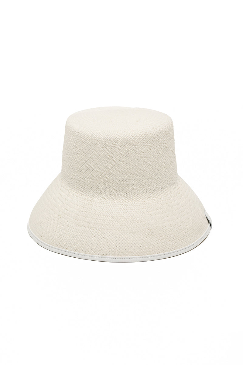 LE SH KA Panama White hat featuring a classic white Panama straw design, perfect for stylish sun protection.