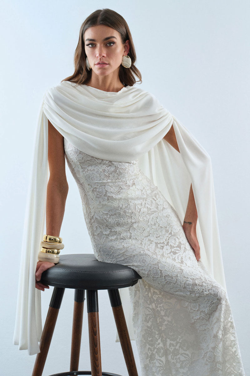 Nana Gotti ZAFIRA midi dress with a flowing silhouette, featuring elegant fabric and stylish design, perfect for various occasions.