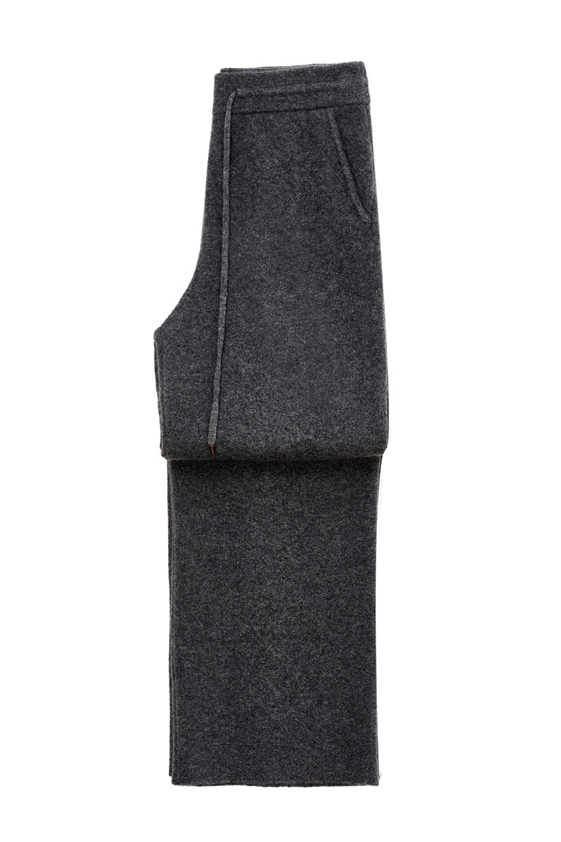 Manito Purity women's straight-leg knit pants in gray, showcasing a comfortable fit and classic style.