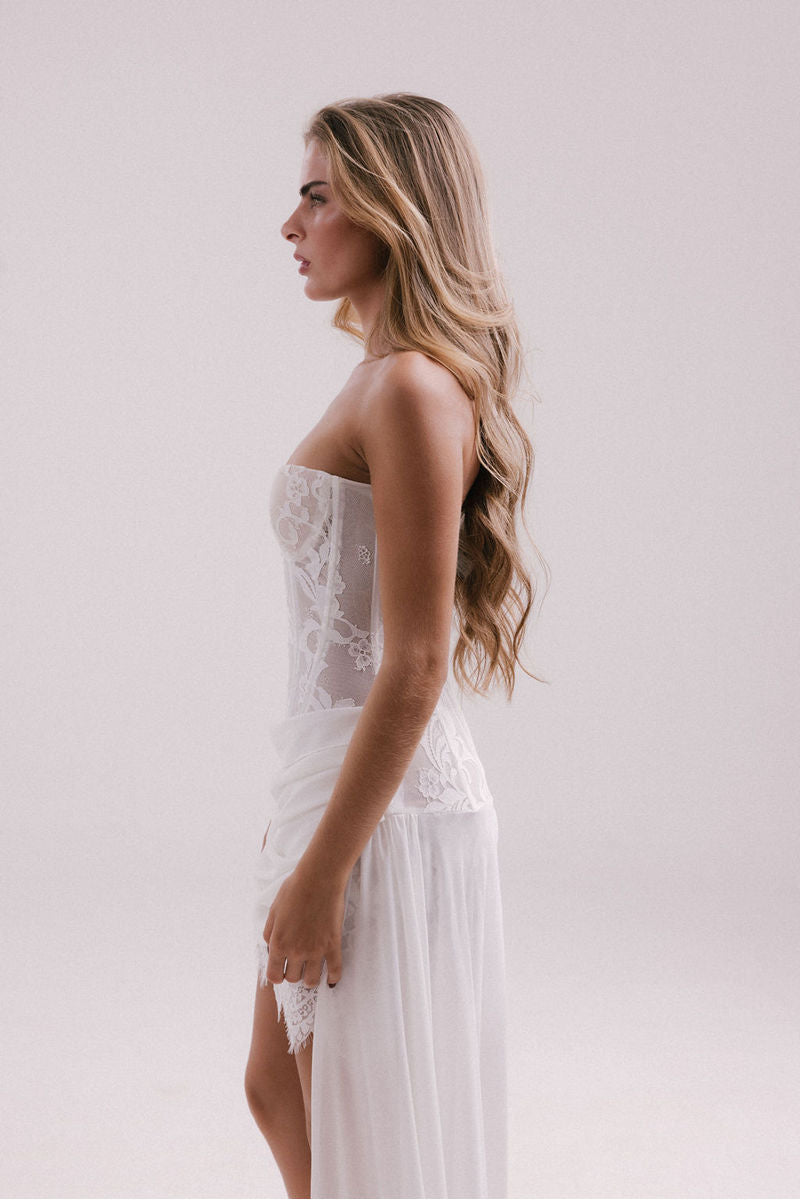 Francisco Arce LUMI mini dress featuring a stylish design, fitted silhouette, and trendy fabric for a chic evening look.