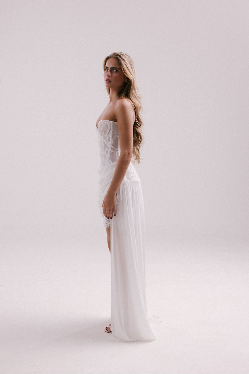 Francisco Arce LUMI Mini Dress with stylish design, featuring a fitted silhouette and elegant details, perfect for fashionable occasions.