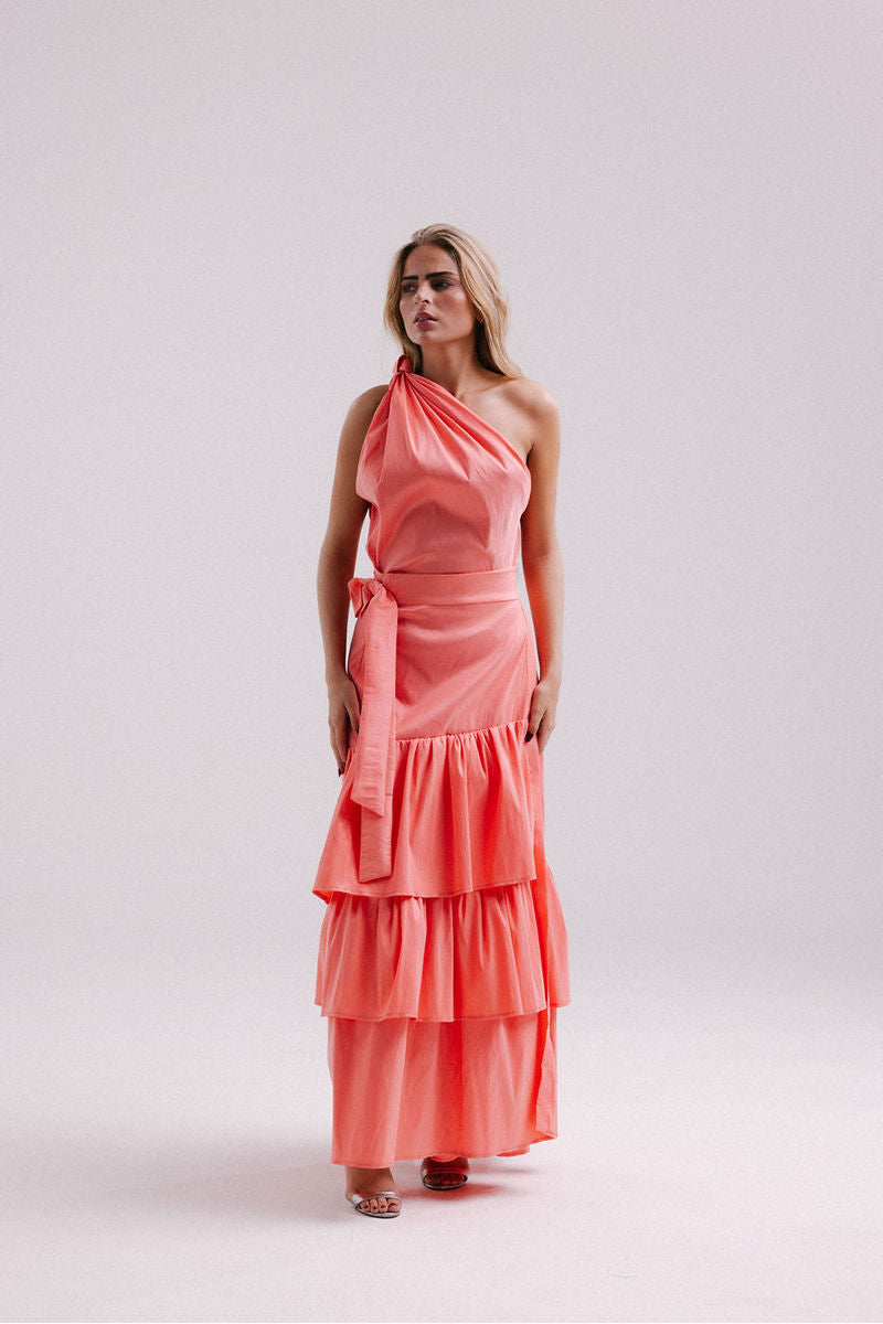 Francisco Arce Mila maxi skirt in flowing fabric with a high waist and elegant design, perfect for casual or formal wear.