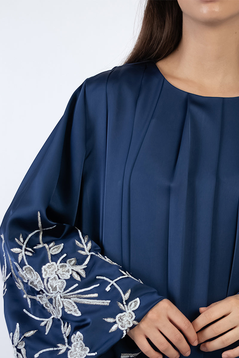 FLORAL EMBROIRDERED DRESS IN NAVY BLUE - CULT MIA
