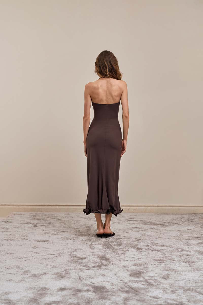 RIPPLE DRESS IN BROWN
