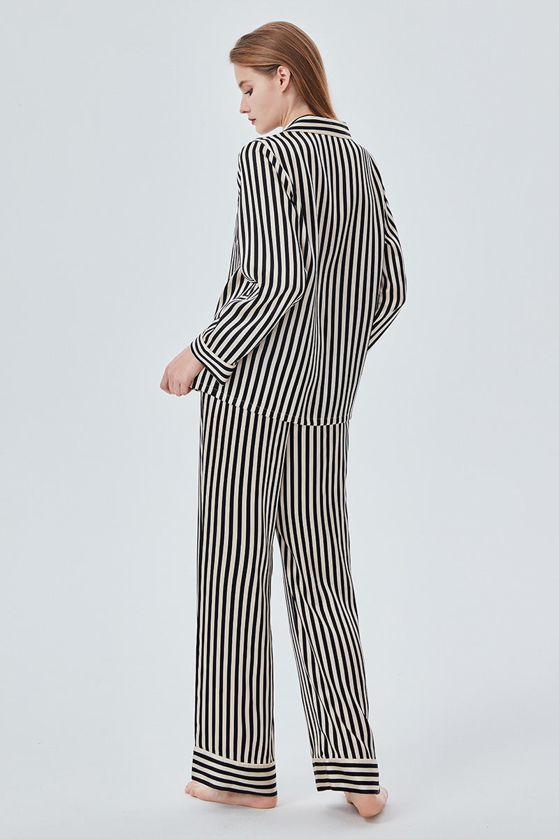 STRIPE WOMEN'S PAJAMA SET IN BLACK - CULT MIA