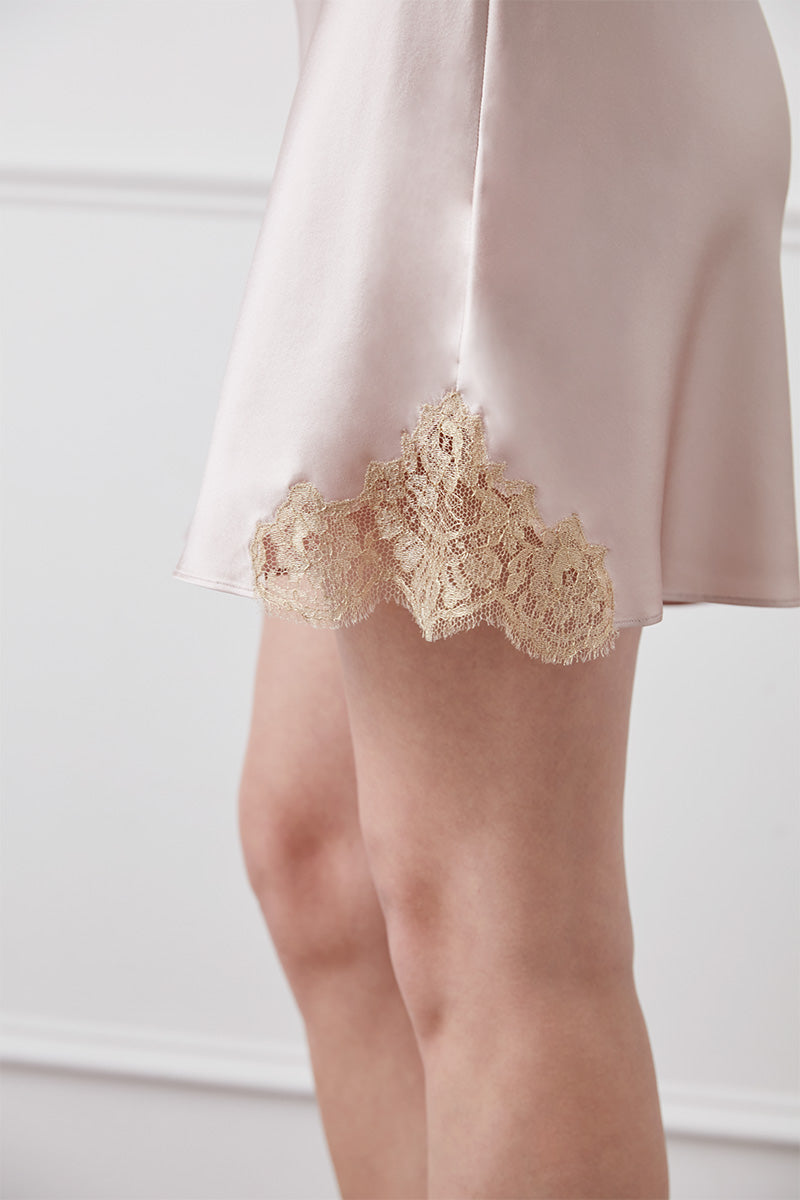 LACE-TRIMMED SLIP DRESS IN PINK - CULT MIA
