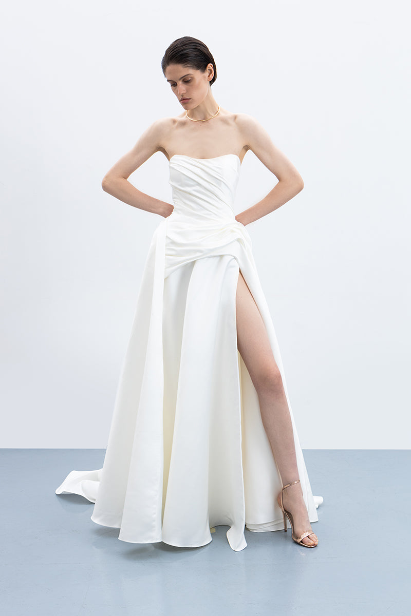 ANGEL GOWN IN OFF WHITE - CULT MIA