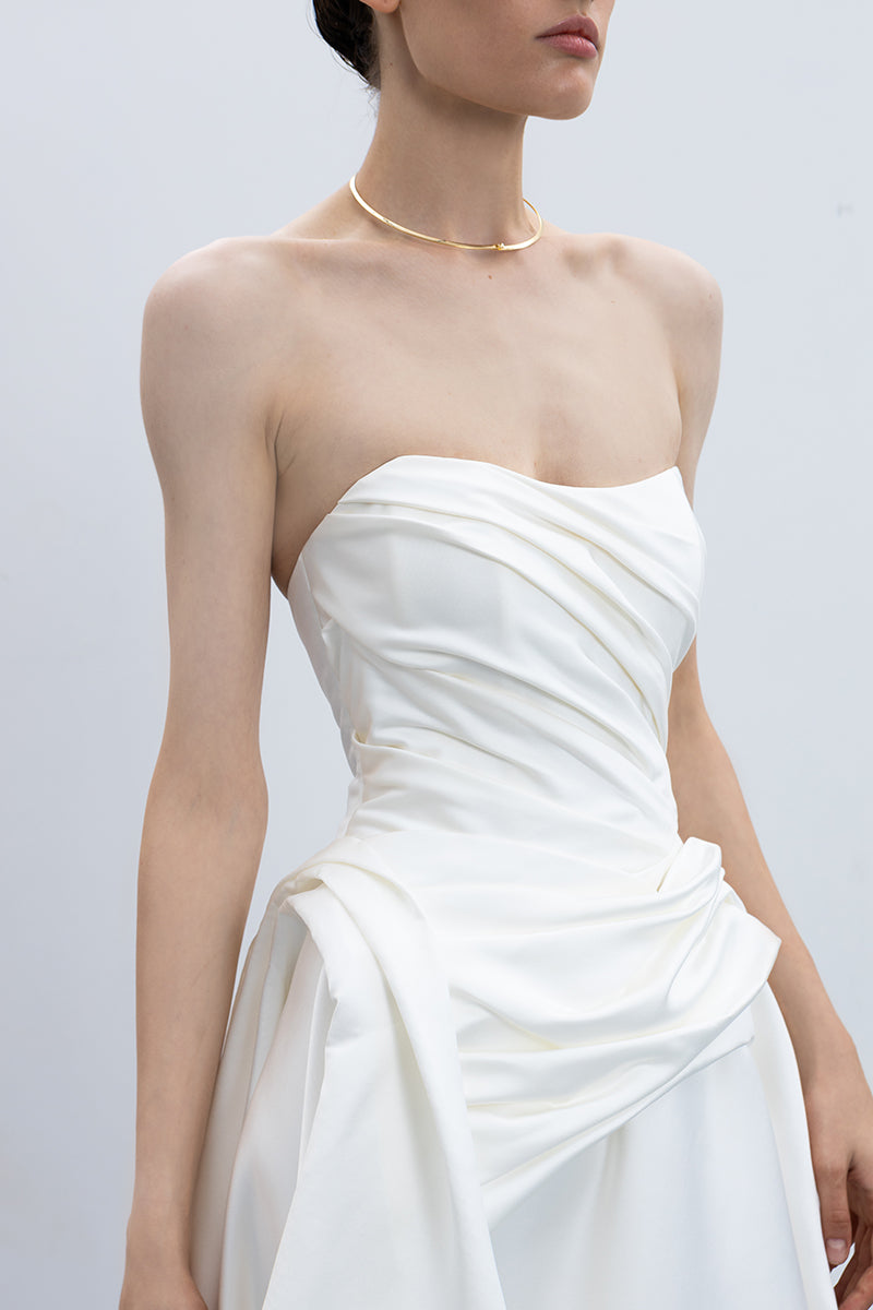 ANGEL GOWN IN OFF WHITE - CULT MIA