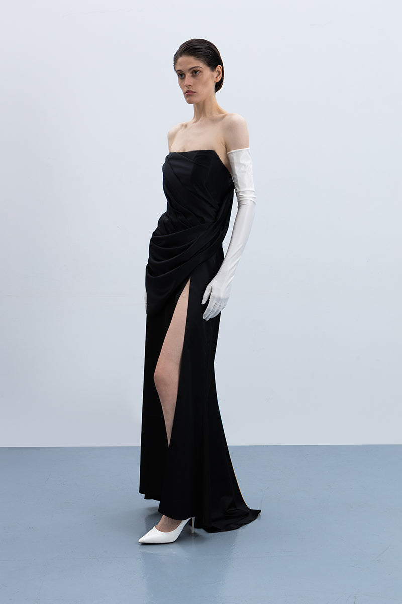 VIVID GOWN IN BLACK - CULT MIA