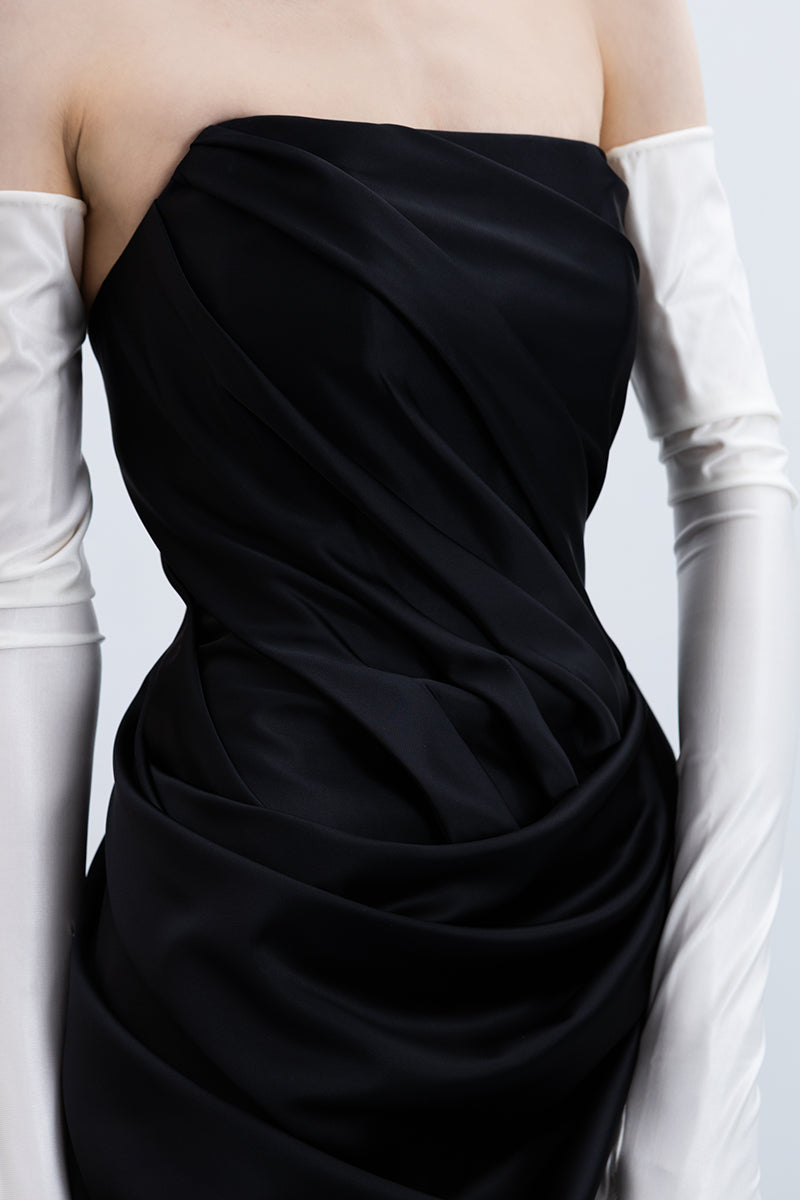 VIVID GOWN IN BLACK - CULT MIA